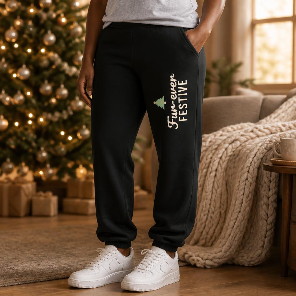modelo:christmas-2026:prendas:fur-ever-festive-christmas-hoodie-pantalon